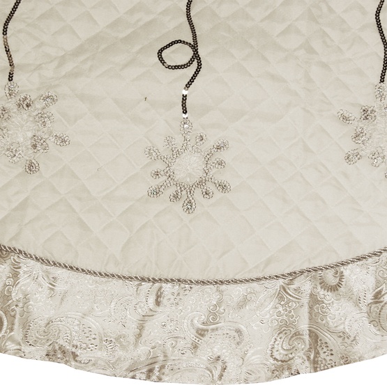 tree skirts 48 quot white christmas tree skirt with silver trim tree skirts 48 quot white christmas tree skirt with silver trim
