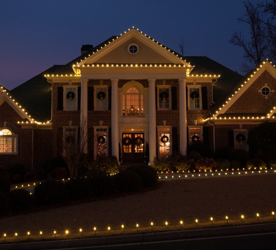 Hanging Christmas Lights How To Hang Christmas Lights
