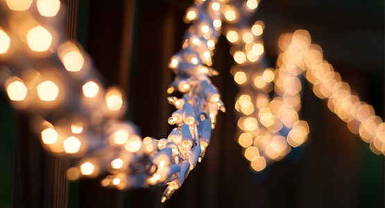 garland lights are a fun way to decorate the porch for christmas swag them down - Christmas Decorations For Front Porch Railings garland lights are a fun way to decorate the porch for christmas swag them down - Christmas Decorations For Front Porch Railings