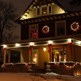 A collection of Christmas porch decorating ideas.