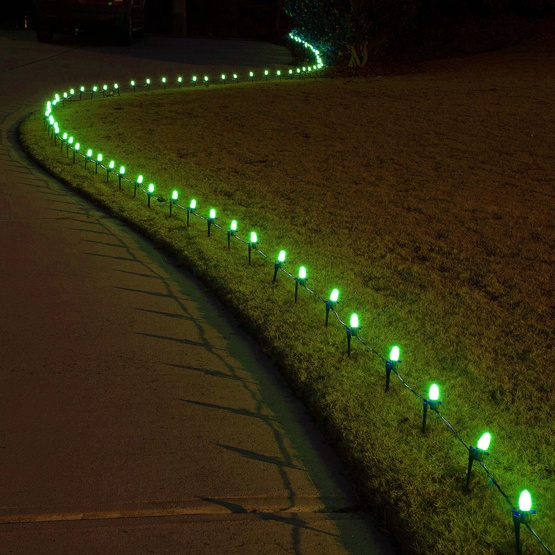 Kringle Traditions TM C9 120V Dimmable Green LED Christmas Light Bulbs