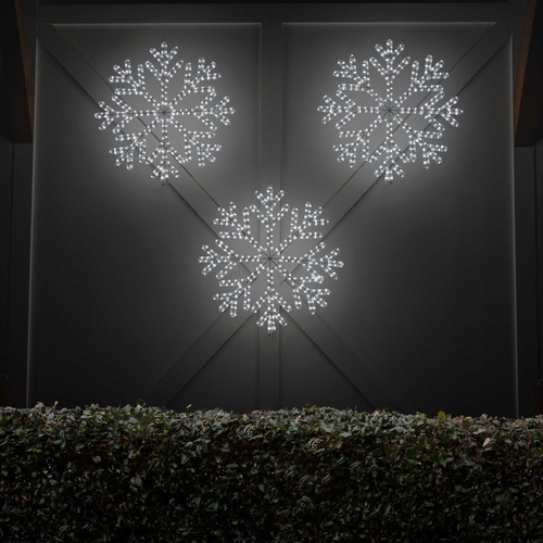 24" LED 40 Point Snowflake, Cool White Lights 