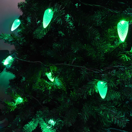 25 C9 Green LED Christmas Lights, 8" Spacing