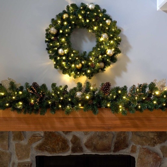 24" Pre-lit Commercial Oregon Fir LED Holiday Wreath, 50 Warm White Lights