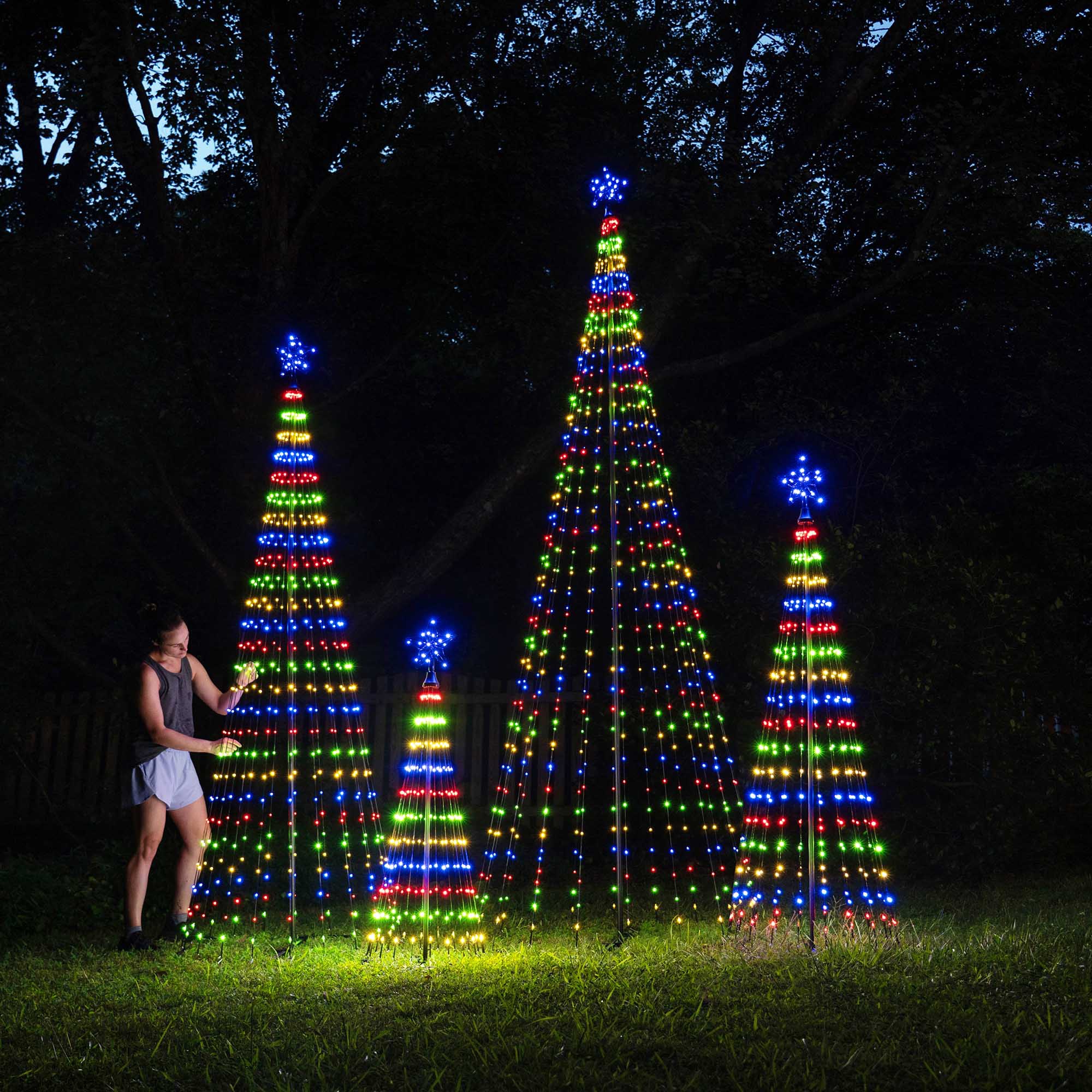 1214 LED Animated Tree クリスマスツリー ジオラマ 4' Multicolor LED Animated Outdoor Lightshow Tree, Black Frame