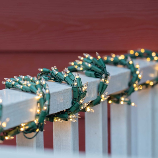 9' Garland Lights, 300 Warm White LED Lights, Green Wire