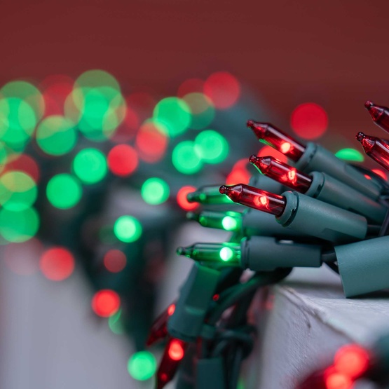 9' Garland Lights, 300 Red/Green LED Lights, Green Wire