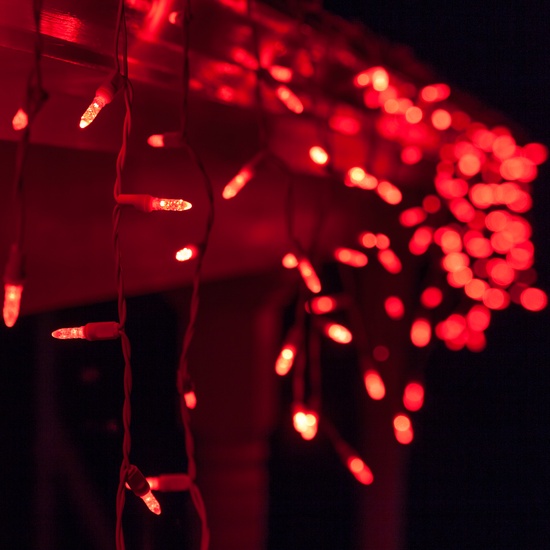 70 M5 Red LED Icicle Lights