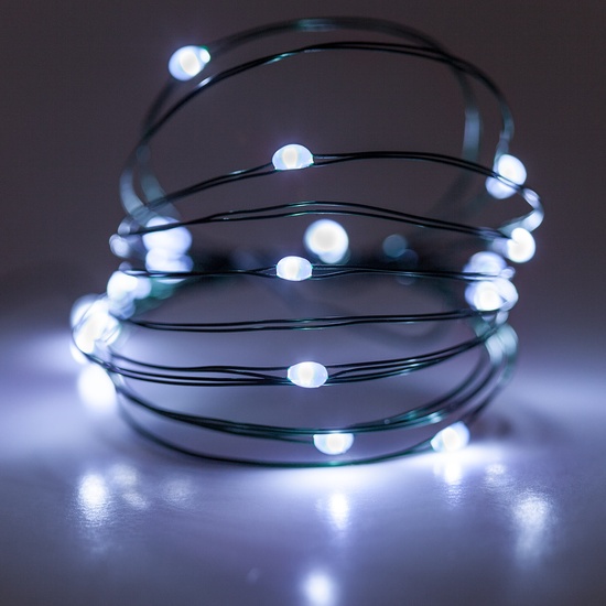 18 Cool White Battery Operated LED Fairy Lights, Green Wire