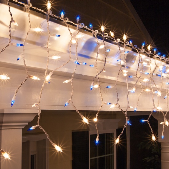150 Clear/Blue Icicle Lights - White Wire