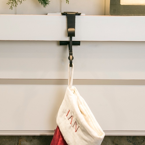 Hanging Accessories Mantel Hanger, Bronze