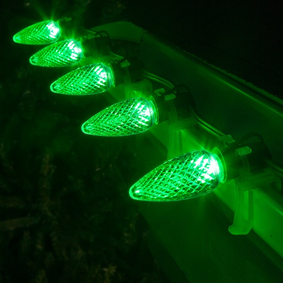 Kringle Traditions TM C9 120V Dimmable Green LED Christmas Light Bulbs