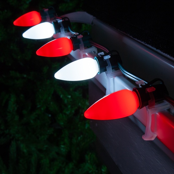 C9 Cool White / Red Smooth OptiCore Commercial LED Christmas String Lights, 50 Lights, 50'