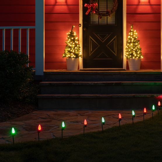 C7 Green / Red OptiCore LED Christmas Pathway Lights, 100 Lights, 7.5 Inch Stakes, 100'